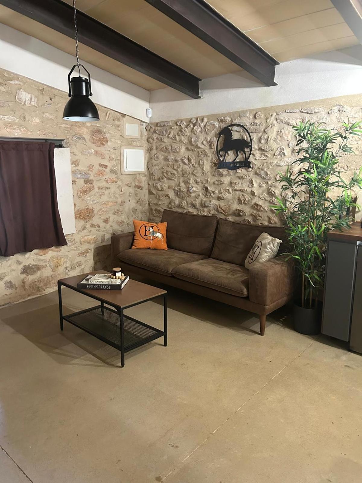 Mas Xalmes Vila Camarles Exterior foto
